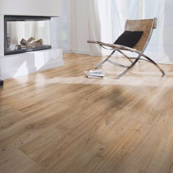 Laminatgolv Montmelo Oak Nature 8mm