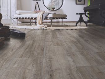 Laminatgolv Montmelo Oak Silver 8mm